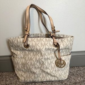 MK TOTE BAG